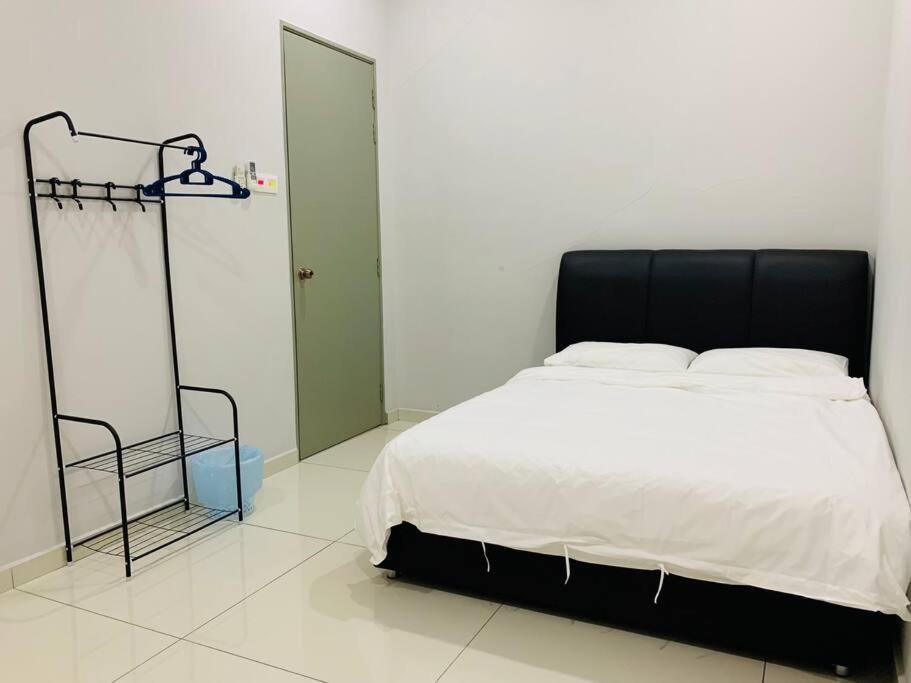 Ks1 Sky Mirror Double Storey House Holiday home Kuala Selangor
