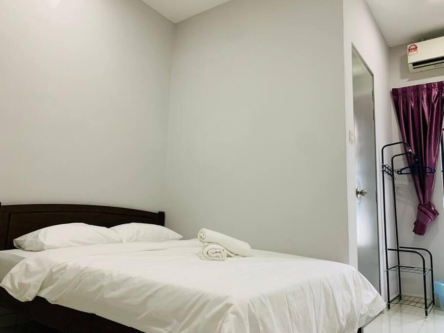 Ks1 Sky Mirror Double Storey House Holiday home *