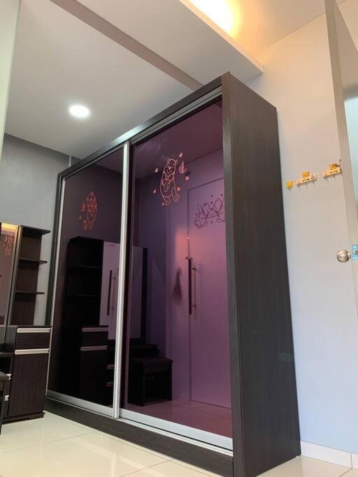 Ks1 Sky Mirror Double Storey House Holiday home *